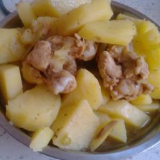 土豆炖鸡翅根的做法 土豆炖鸡翅根的做法