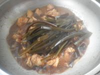 海带烧鸡块的做法