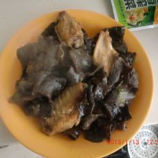 木耳鸡翅的做法