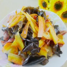 炒三色的做法 炒三色的做法