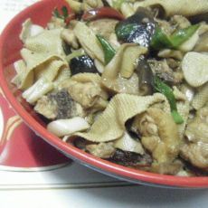 香菇豆皮烧鸡翅的做法 香菇豆皮烧鸡翅的做法