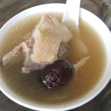 天麻炖鸡汤的做法