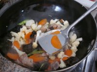 鸡肉花菜的做法