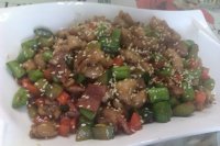 芝麻鸡丁的做法