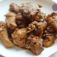 滋味煮鸡肉的做法