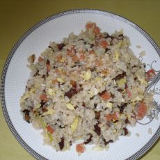 双肠蛋炒饭的做法