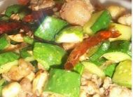 山寨版宫保鸡丁的做法