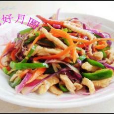丝丝心动----蔬菜鸡肉丝的做法 丝丝心动----蔬菜鸡肉丝的做法