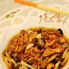 蟹味菇云耳蒸鸡腿肉的做法 蟹味菇云耳蒸鸡腿肉的做法