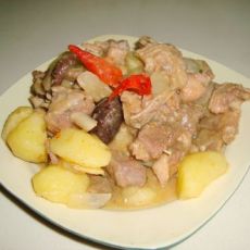 土豆烧鸭肉的做法 土豆烧鸭肉的做法
