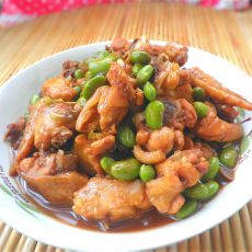 毛豆烧鸡块的做法 毛豆烧鸡块的做法