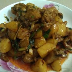 土豆焖鸡块的做法 土豆焖鸡块的做法