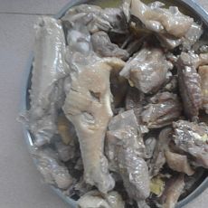 焖鸭肉的做法