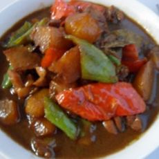 土豆茄子烧鸡肉的做法 土豆茄子烧鸡肉的做法