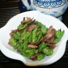 青椒炒鸭丝的做法