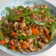 辣椒双豆炒鸡肉的做法
