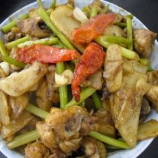 土豆炖鸡腿的做法 土豆炖鸡腿的做法