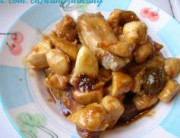 青梅鸡块的做法