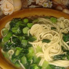青菜鸡汤面的做法