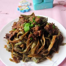 鸡肉炖干豆角的做法 鸡肉炖干豆角的做法