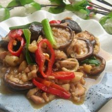鸡腿肉焖冬菇的做法 鸡腿肉焖冬菇的做法