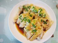 葱油鸡腿肉的做法