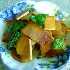 腊肉炒香干的做法 腊肉炒香干的做法