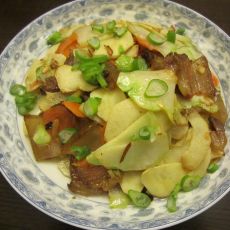 菜头冬笋炒腊肉的做法 菜头冬笋炒腊肉的做法
