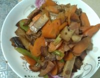 腊肉大杂烩的做法