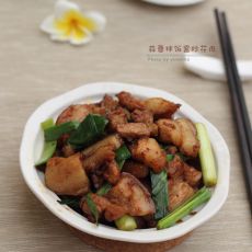 蒜蓉拌饭酱炒花肉的做法 蒜蓉拌饭酱炒花肉的做法