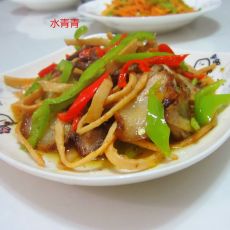 腊肉鱿鱼丝的做法 腊肉鱿鱼丝的做法