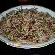 腊味蒸芋丝的做法