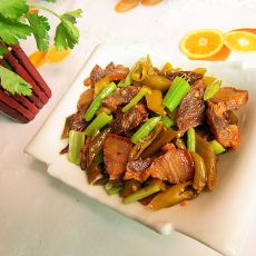 酸椒腊肉的做法