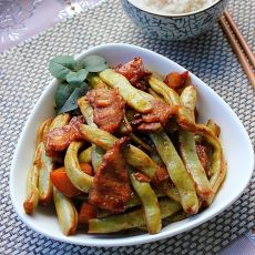 炖芸豆土豆肉片的做法 炖芸豆土豆肉片的做法