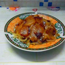 洋葱炒腊肉的做法