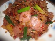 笋干炒腊肉的做法