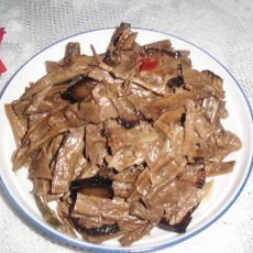 腊肉干笋的做法 腊肉干笋的做法