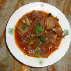 腊肉炒魔芋的做法