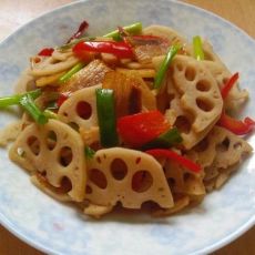 腊肉炒藕片的做法 腊肉炒藕片的做法