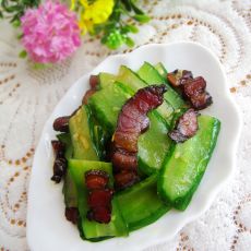 腊肉炒黄瓜的做法 腊肉炒黄瓜的做法