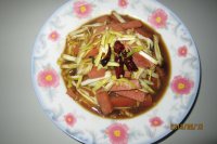 蒜黄炒香肠的做法
