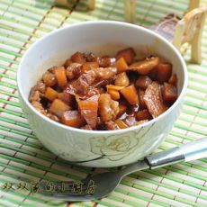 土豆炖五花肉的做法 土豆炖五花肉的做法