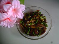 豆干炒香肠的做法