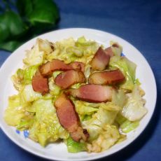 腊肉炒圆白菜的做法 腊肉炒圆白菜的做法