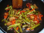 腊肉煸四季豆的做法