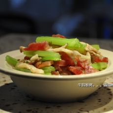 香肠炒双蔬的做法 香肠炒双蔬的做法
