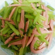 芹菜炒火腿的做法 芹菜炒火腿的做法
