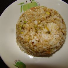 豆芽火腿炒饭的做法 豆芽火腿炒饭的做法
