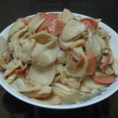 鸡腿菇炒火腿的做法