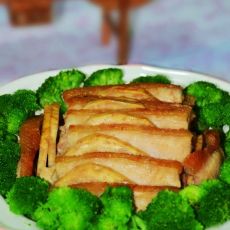 芋香扣肉的做法 芋香扣肉的做法